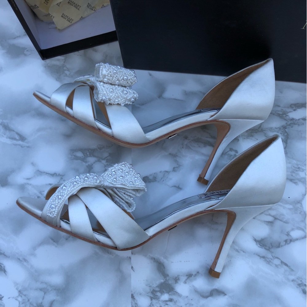 White Badgley Mischika ladies High Heels - Picture 6 of 10